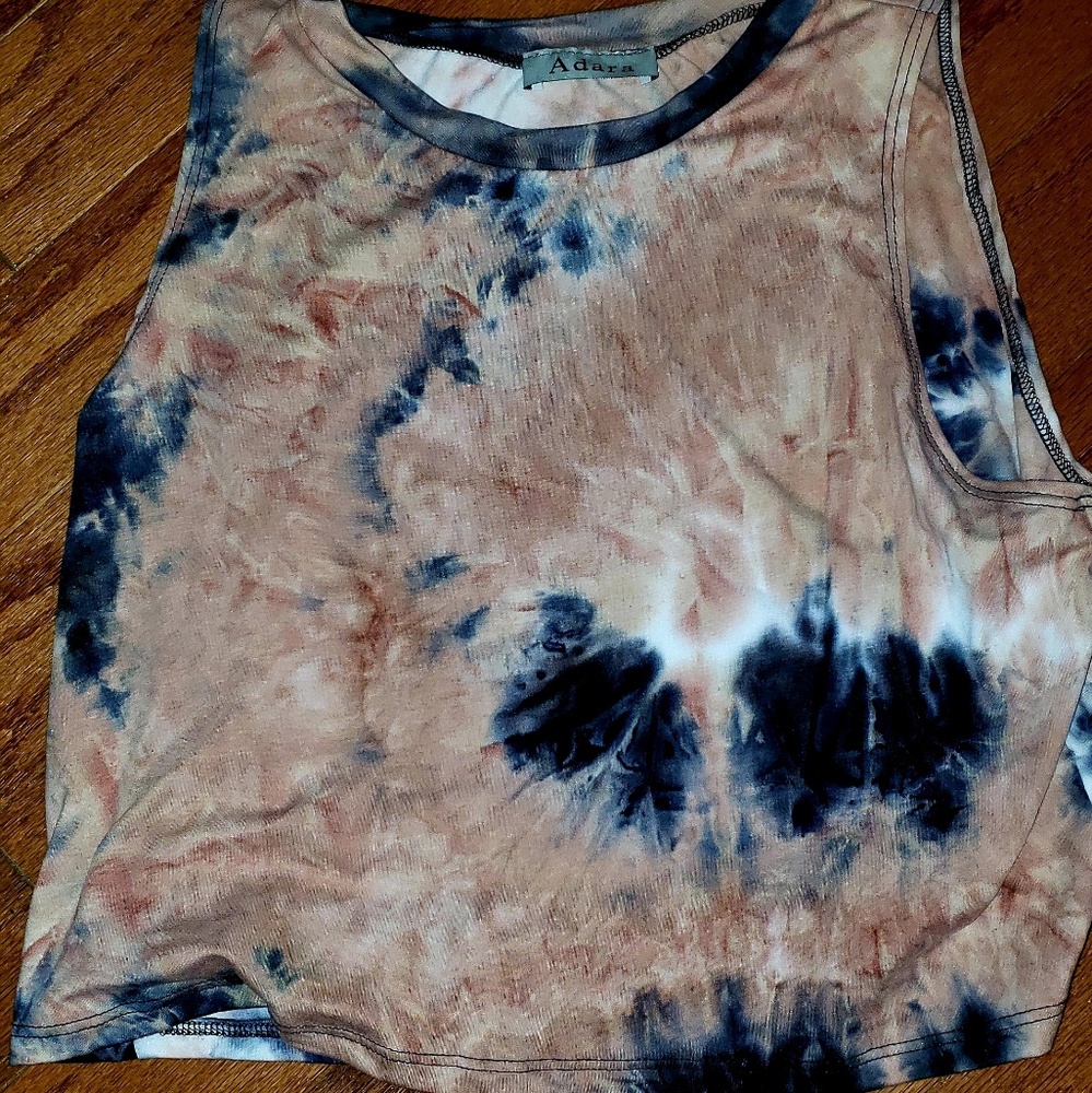 Tye dye crop top